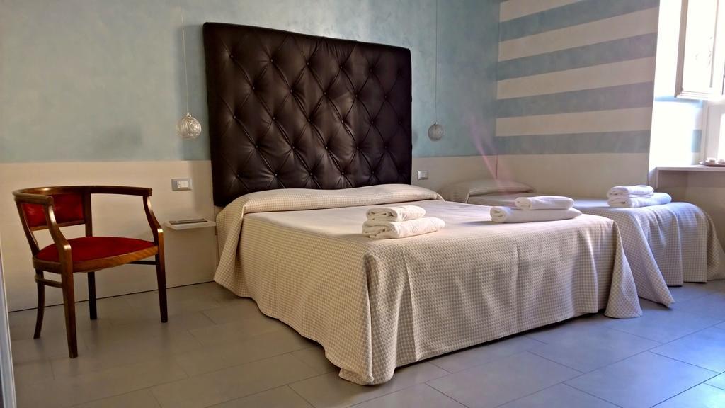 Airport Station Bergamo Hotel Phòng bức ảnh